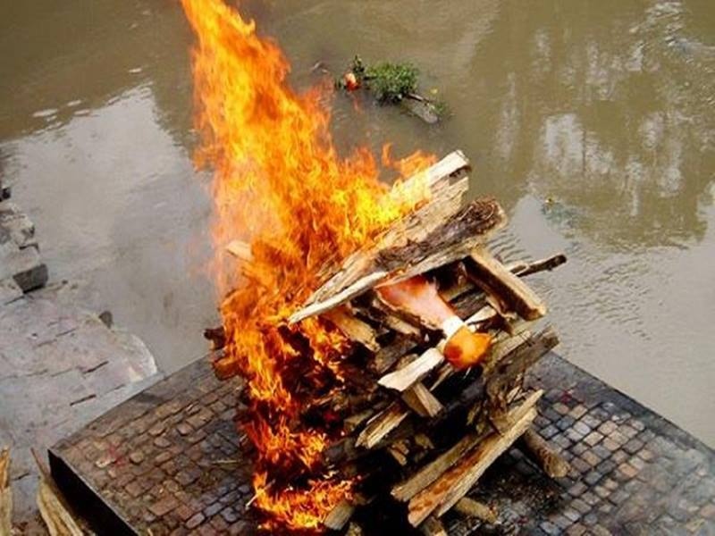 Hire Professional Hindi Pandits in Bangalore for Puja Ceremonies